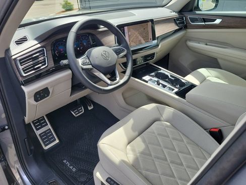New 2026 Volkswagen Atlas SEL Premium R-Line AWD/4WD image 30
