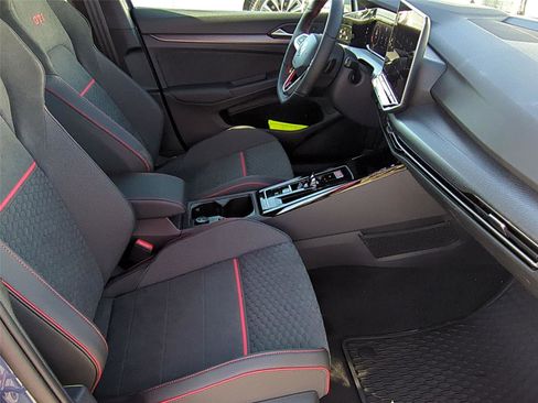 New 2026 Volkswagen Golf SE image 21