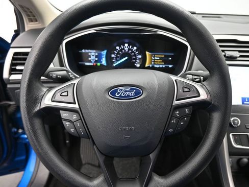 Certified 2019 Ford Fusion SE FWD image 13
