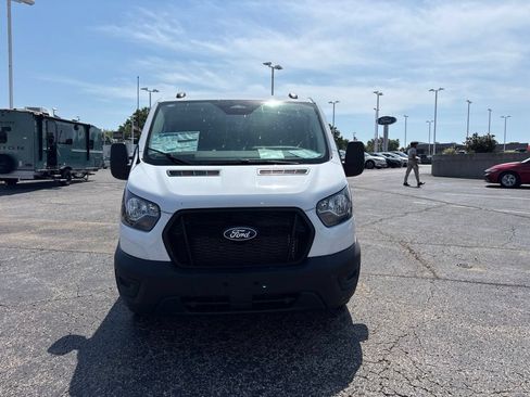 Used 2026 Ford Transit 150 Low Roof RWD image 2