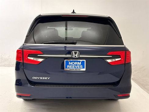 Certified 2024 Honda Odyssey EX-L image 9