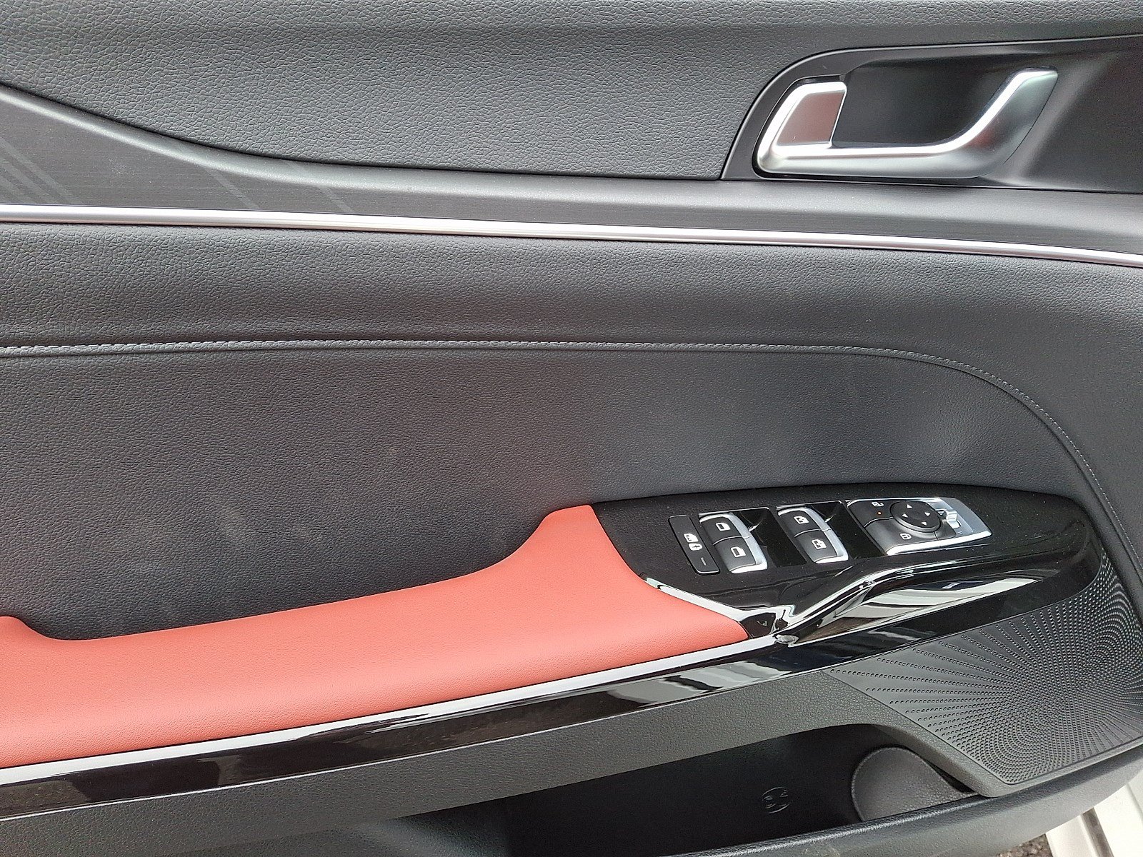 New 2026 Kia K5 GT-Line w/ GT-Line Red Interior Package FWD image 5