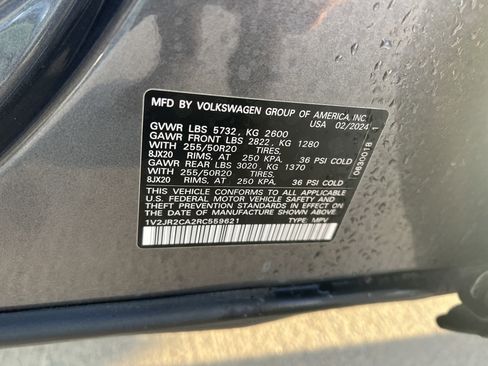 Certified 2024 Volkswagen Atlas SE w/ Panoramic Sunroof Package image 32