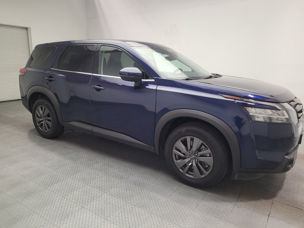 Used 2022 Nissan Pathfinder S AWD/4WD image 11