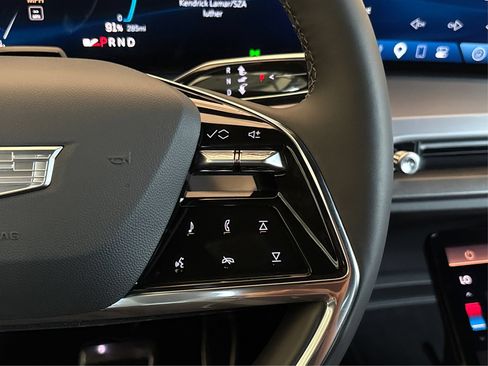 New 2027 Cadillac Vistiq Sport AWD/4WD image 26