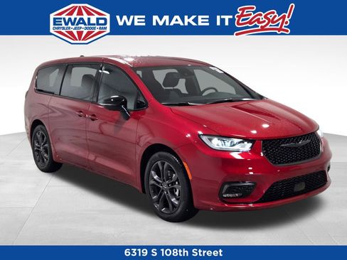 New 2026 Chrysler Pacifica Select image 12