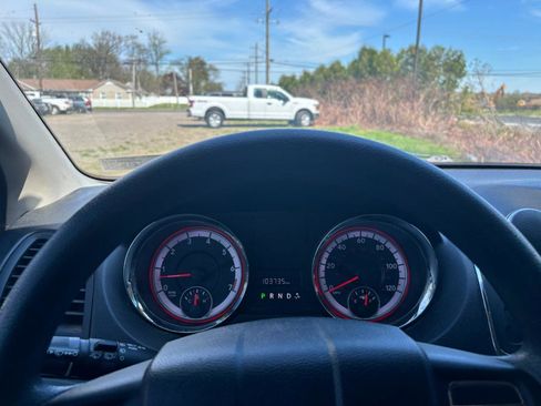 Used 2012 Dodge Grand Caravan American Value Package image 10