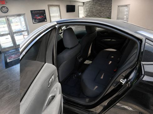 Used 2023 Toyota Corolla LE FWD image 10