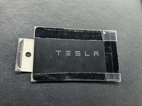 Used 2022 Tesla Model Y Long Range AWD/4WD image 38