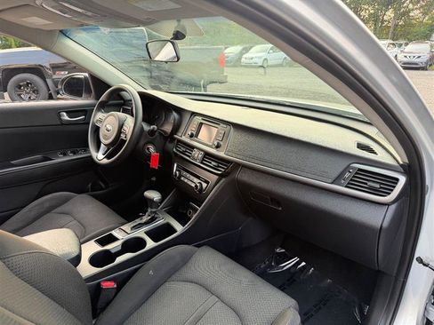 Used 2016 Kia Optima LX FWD image 13