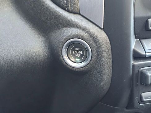 Used 2019 GMC Sierra 1500 SLT w/ SLT Premium Plus Package AWD/4WD image 24