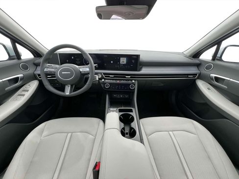 New 2025 Hyundai Sonata SEL image 13