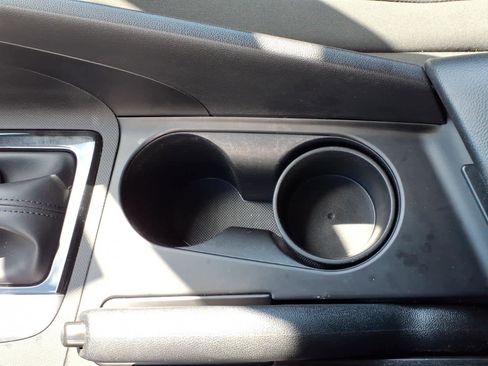 Used 2023 Hyundai Elantra SEL image 26