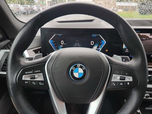 Used 2025 BMW X5 xDrive50e image 19