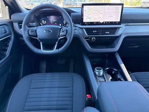 New 2026 Ford Explorer ST-Line image 5