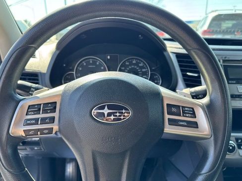 Used 2014 Subaru Outback 2.5i w/ Alloy Wheel Package image 20
