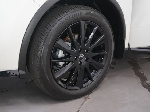 Used 2024 Nissan Murano SV w/ SV Midnight Edition Package image 27