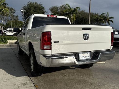 Used 2022 RAM 1500 Classic SLT image 26