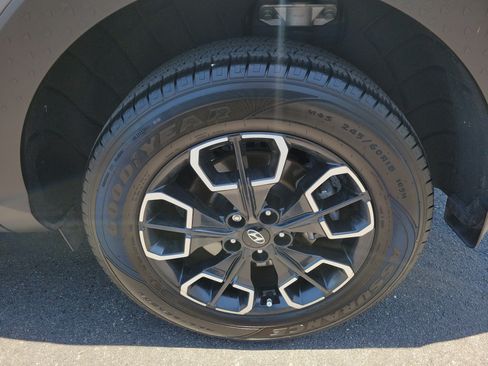 Used 2023 Hyundai Santa Cruz SEL AWD/4WD image 33