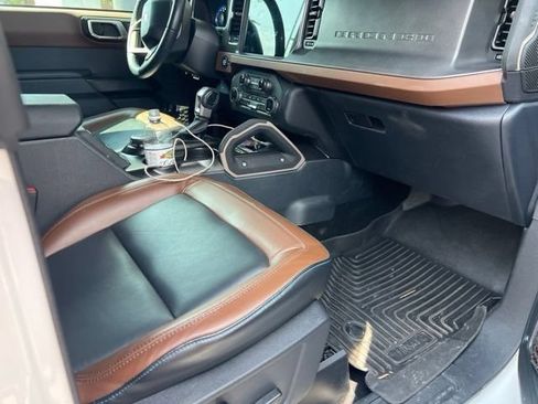 Certified 2024 Ford Bronco Outer Banks AWD/4WD image 9