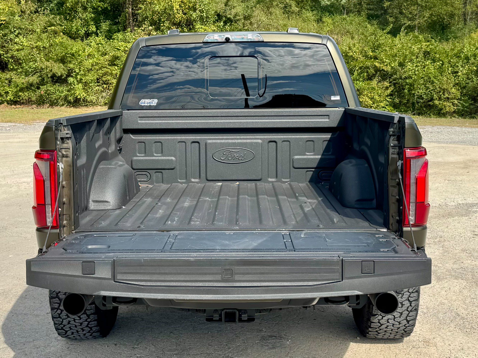 Used 2024 Ford F150 Raptor AWD/4WD image 9