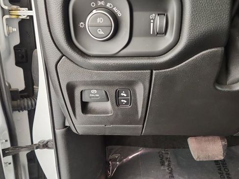 Used 2020 RAM 1500 Sport image 22