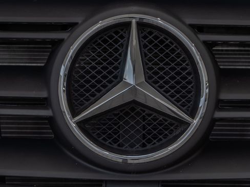 Used 2025 Mercedes-Benz Sprinter 2500 image 5