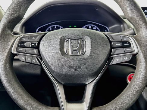 Used 2018 Honda Accord EX image 38