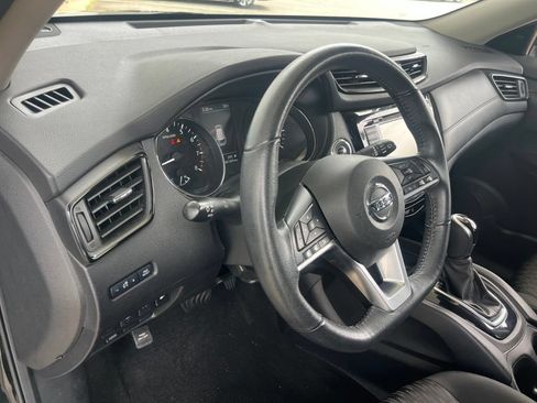Used 2020 Nissan Rogue SV AWD/4WD image 10