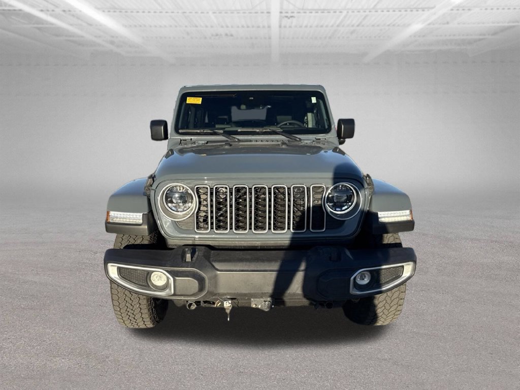Used 2024 Jeep Wrangler Unlimited Sahara w/ Safety Group AWD/4WD image 2