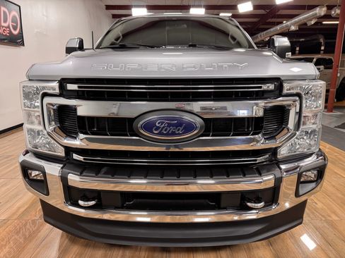 Used 2022 Ford F350 XLT w/ XLT Premium Package image 2