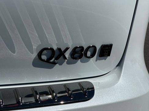 New 2027 INFINITI QX80 Autograph AWD/4WD image 32