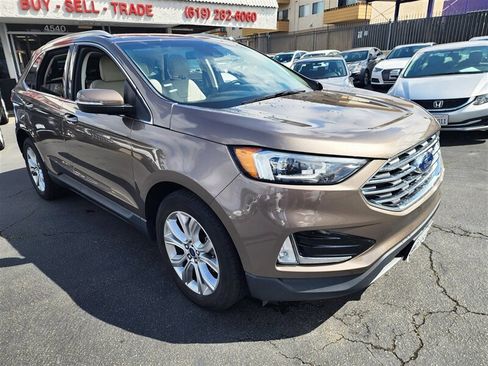 Used 2019 Ford Edge Titanium w/ Cargo Accessory Package image 6