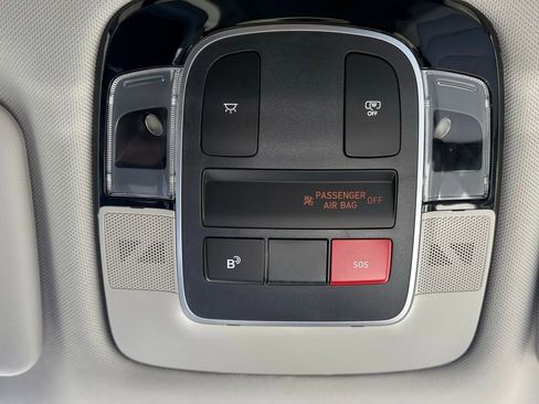 Used 2025 Hyundai Tucson SE image 26