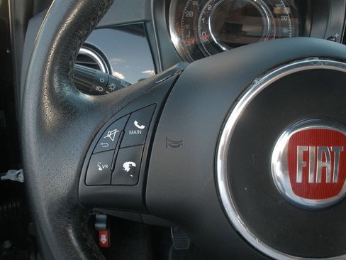 Used 2012 FIAT 500 Sport w/ Safety & Sound Pkg FWD image 29
