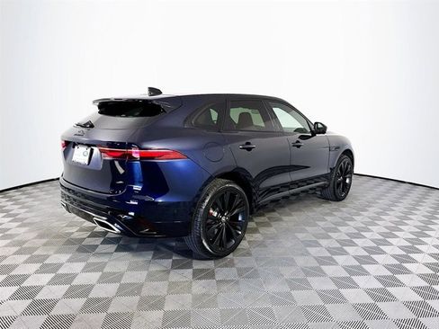 Used 2025 Jaguar F-PACE R-Dynamic S image 5