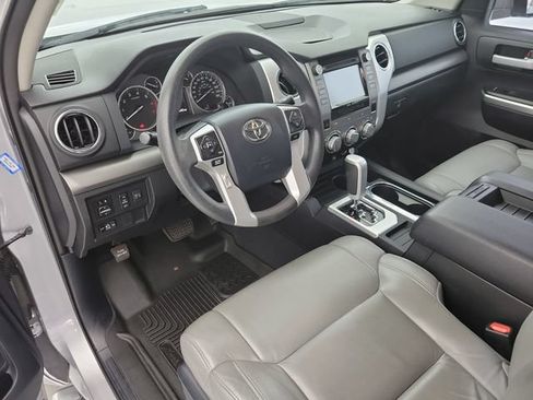 Used 2014 Toyota Tundra SR5 w/ SR5 Upgrade Package RWD image 17