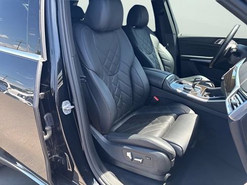 Used 2023 BMW X5 xDrive40i w/ Premium Package AWD/4WD image 14