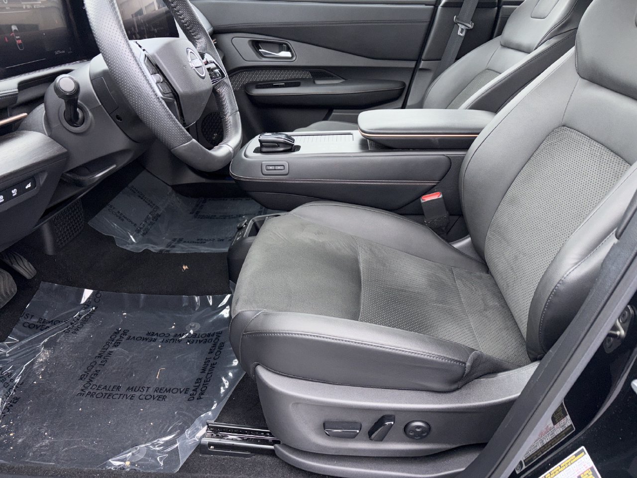 Certified 2024 Nissan Ariya AWD image 17