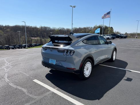 Certified 2025 Ford Mustang Mach-E GT AWD/4WD image 4