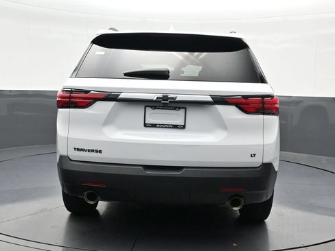 Used 2023 Chevrolet Traverse LT FWD image 4