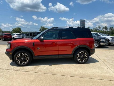 Used 2022 Ford Bronco Sport Outer Banks AWD/4WD image 2