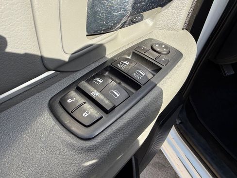 Used 2015 RAM 2500 SLT w/ Protection Group image 21