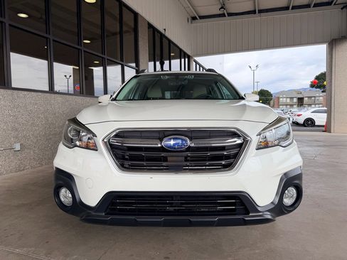 Used 2019 Subaru Outback 2.5i Premium image 24