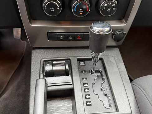 Used 2012 Jeep Liberty Sport w/ Popular Equipment Group AWD/4WD image 32