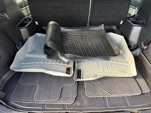 Used 2018 Ford Explorer XLT w/ Equipment Group 202A image 45