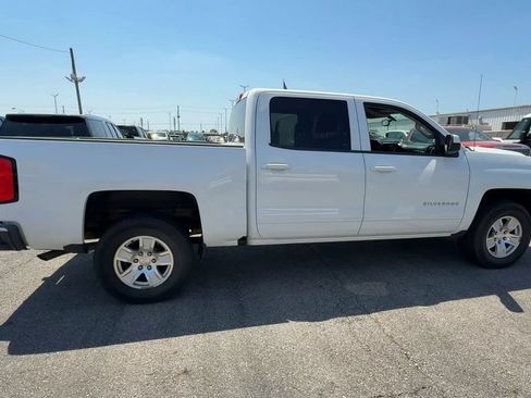 Used 2018 Chevrolet Silverado 1500 LT w/ All Star Edition RWD image 9