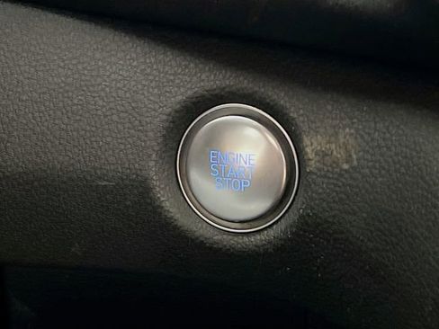 Used 2023 Hyundai Santa Fe SEL image 16