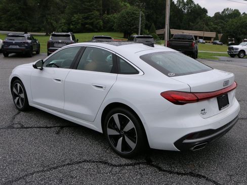 Used 2025 Audi A5 2.0T Premium Plus w/ Premium Plus AWD/4WD image 3