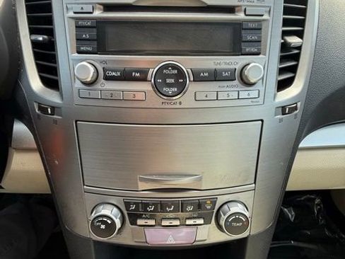 Used 2011 Subaru Legacy 2.5i Premium w/ All-Weather Pkg AWD/4WD image 16